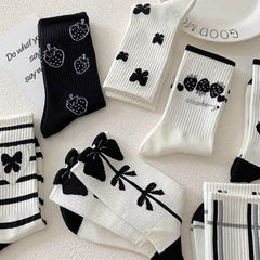 Black Strawberry Socks Women's Mid Tube Stockings Japanese Butterfly Student All-match Deodorant Long Socks