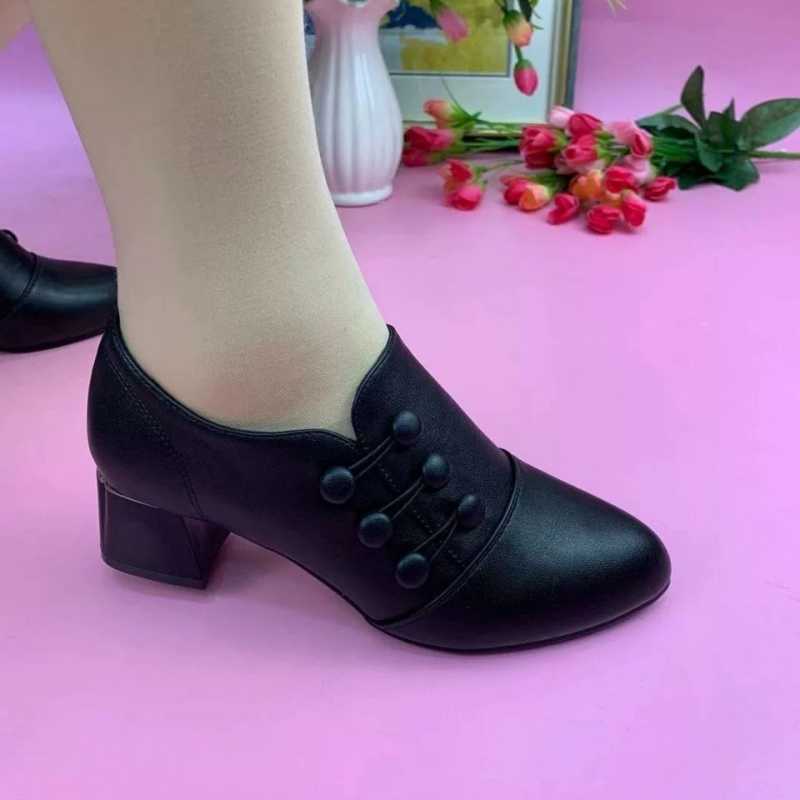 Shallow Mouth Thick Heel Women's Low-top Shoes With Soft Sole And Soft Surface